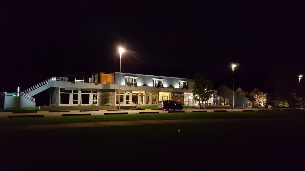 Hotel Sports & Spa - La Voile D'Or Sables-dʼOr-les-Pins Exterior foto